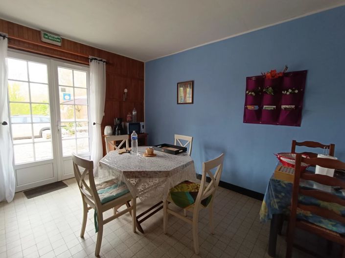 Image No.5-Maison de 7 chambres à vendre à Verteuil-sur-Charente