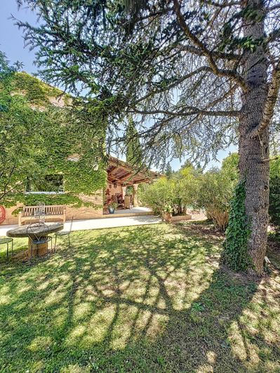 Image No.6-6 Bed House for sale