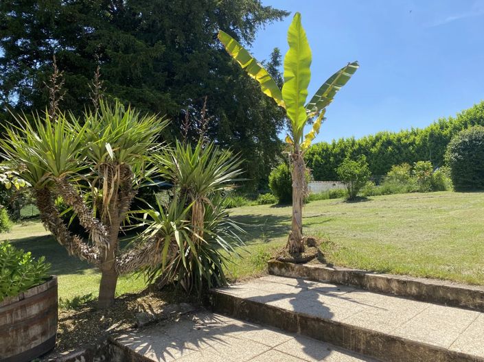 Image No.14-3 Bed Farmhouse for sale