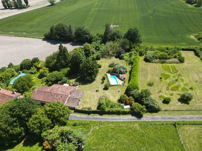 Image No.15-3 Bed Farmhouse for sale