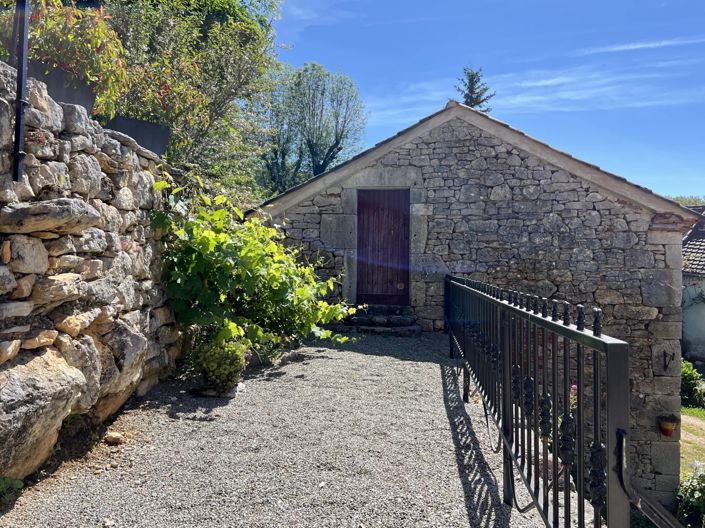 Image No.15-3 Bed Village House for sale