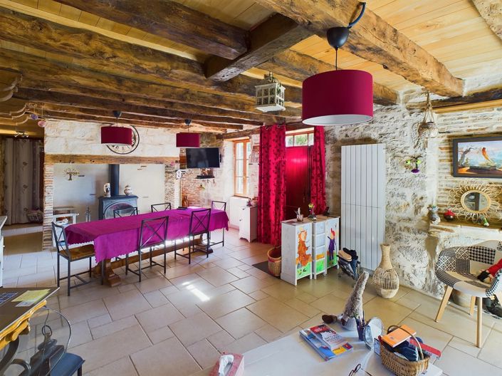 Image No.7-3 Bed Village House for sale