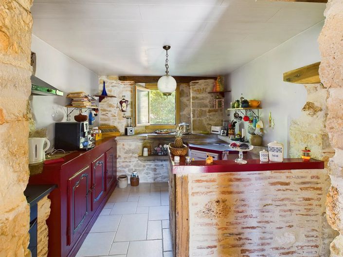 Image No.8-3 Bed Village House for sale