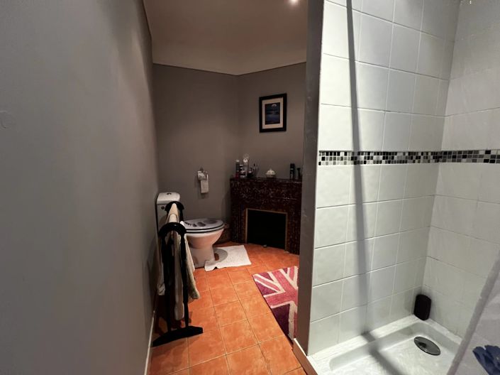 Image No.9-3 Bed House for sale