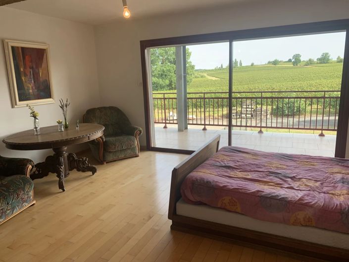 Image No.4-10 Bed House for sale