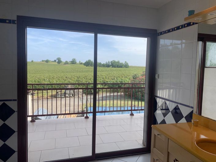 Image No.9-10 Bed House for sale