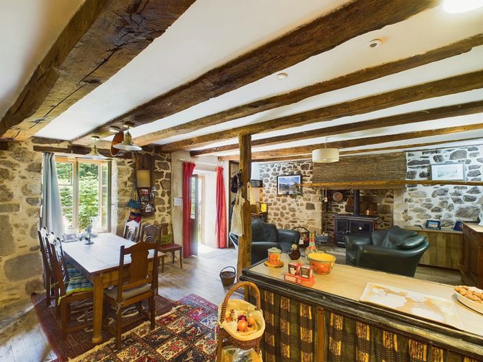 Image No.5-2 Bed House for sale