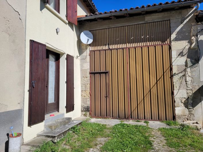 Image No.15-3 Bed Village House for sale