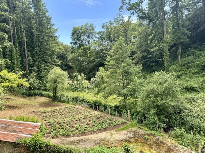 Image No.2-4 Bed House for sale