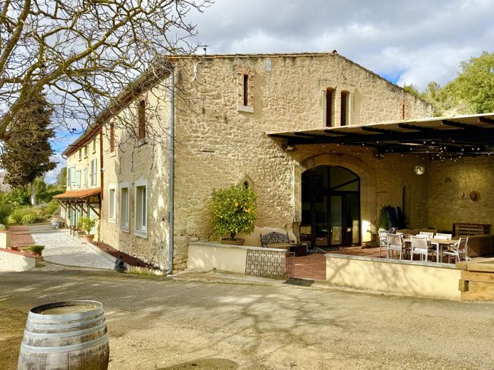 Image No.1-5 Bed House for sale