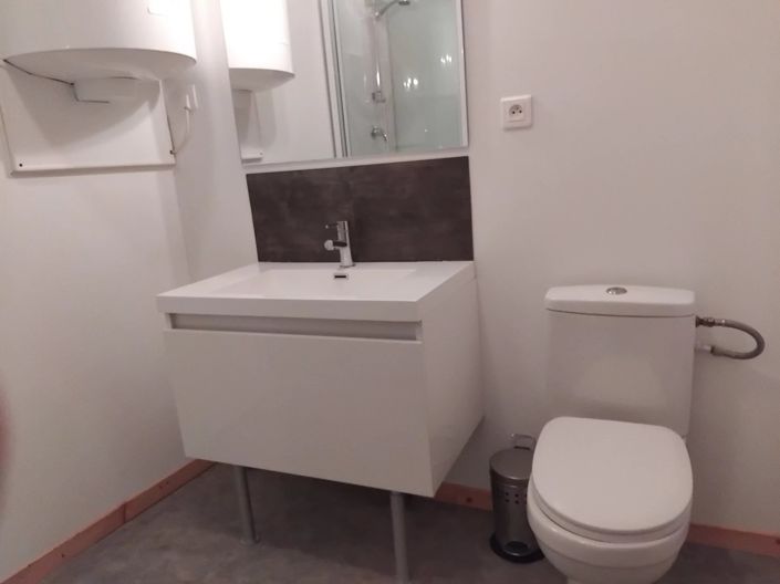 Image No.13-8 Bed House for sale