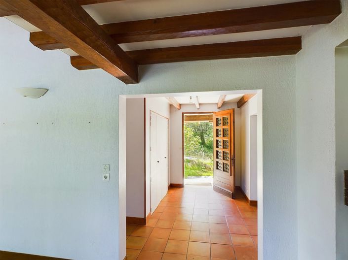 Image No.6-3 Bed House for sale