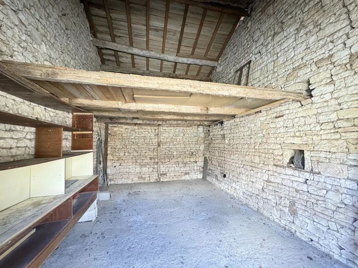 Image No.15-3 Bed House for sale