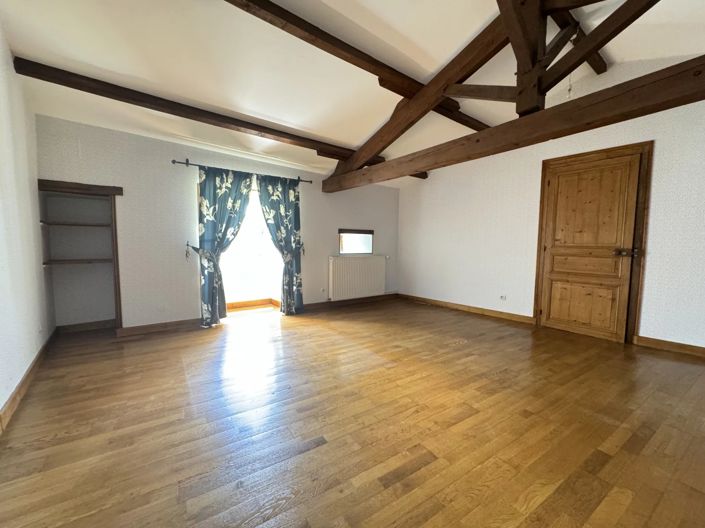 Image No.8-3 Bed House for sale