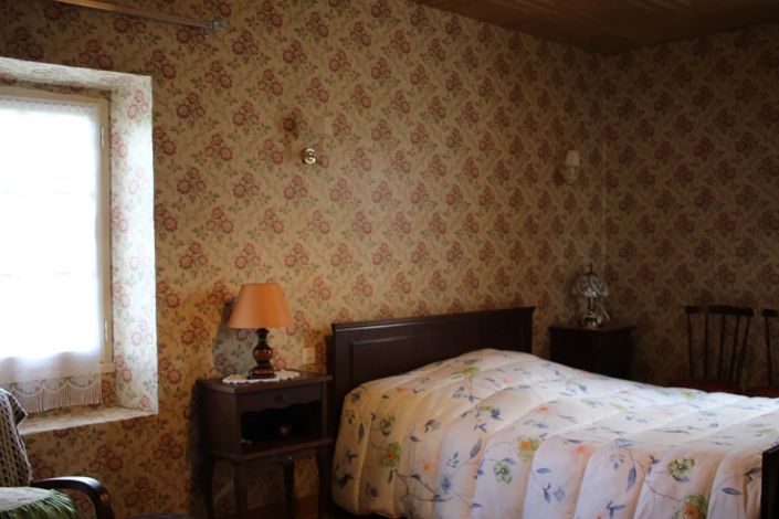 Image No.8-10 Bed House for sale