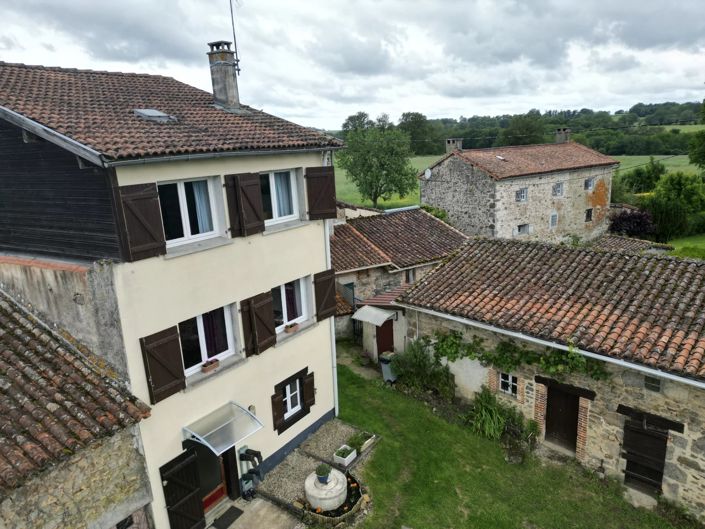 Image No.1-2 Bed House for sale