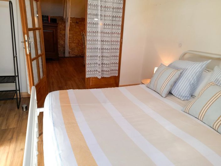 Image No.13-3 Bed Village House for sale