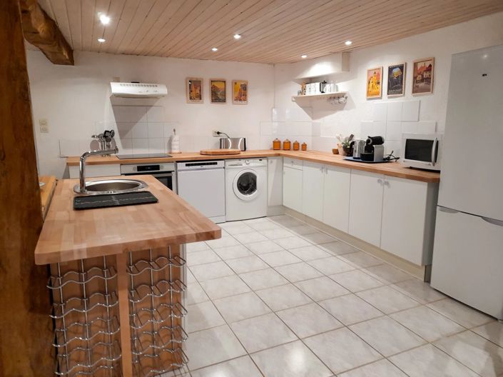 Image No.4-3 Bed Village House for sale