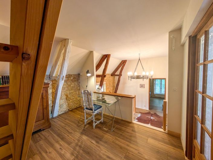 Image No.7-3 Bed Village House for sale