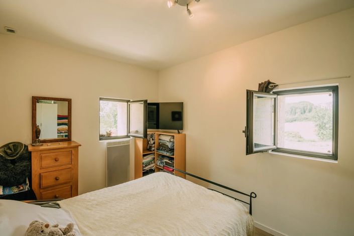 Image No.14-6 Bed House for sale