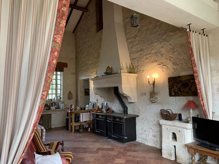 Image No.6-10 Bed House for sale