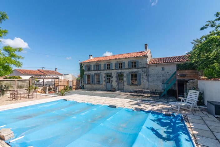 Image No.11-Maison de 4 chambres à vendre à Aigre