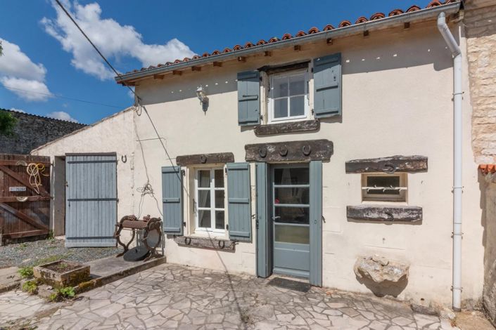 Image No.12-Maison de 4 chambres à vendre à Aigre