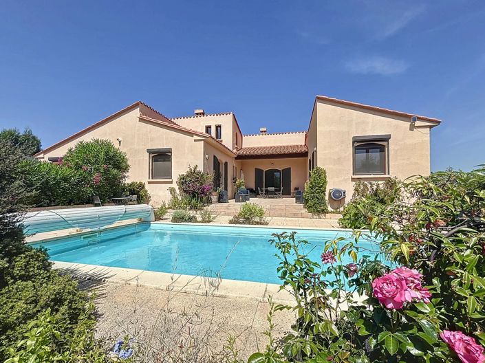 Image No.1-4 Bed House for sale