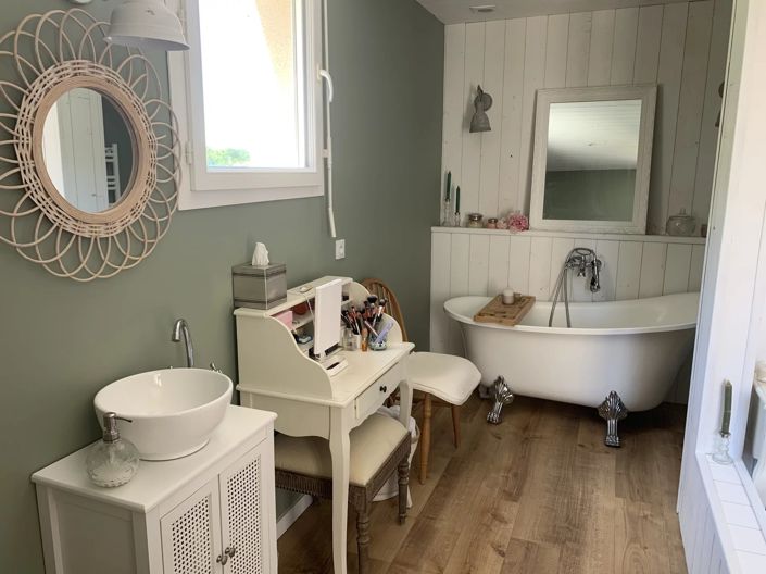 Image No.6-4 Bed House for sale