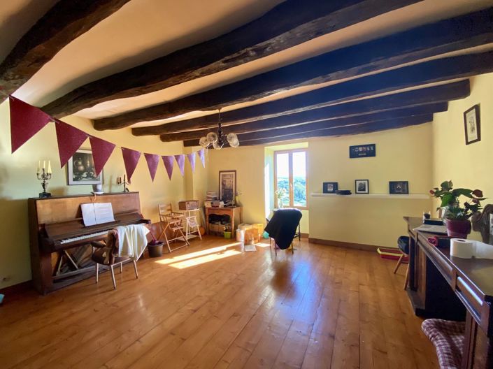 Image No.4-4 Bed House for sale