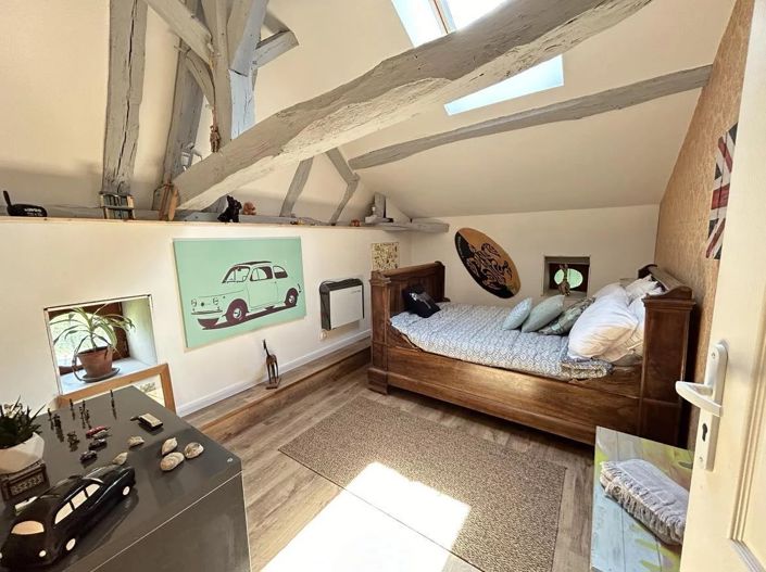 Image No.10-4 Bed Farmhouse for sale