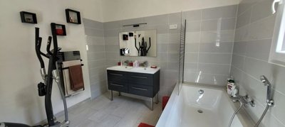 552c28c12794959b45d04f63dee1e882c12fd42e1a192