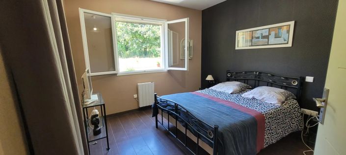 Image No.11-4 Bed House for sale