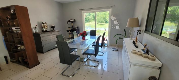 Image No.7-4 Bed House for sale