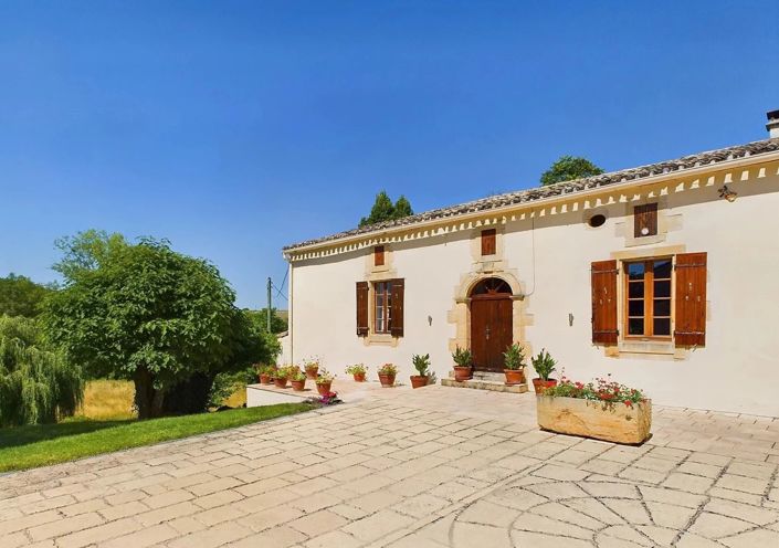 Image No.2-4 Bed House for sale