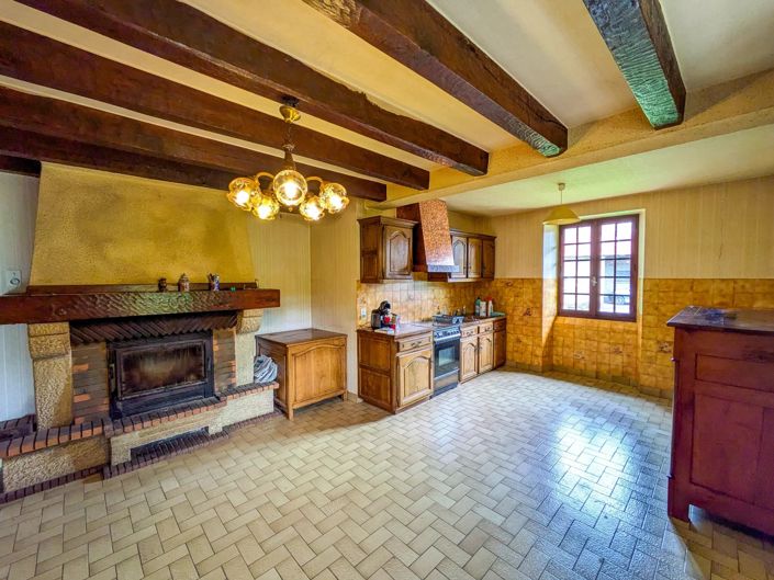 Image No.5-6 Bed House for sale