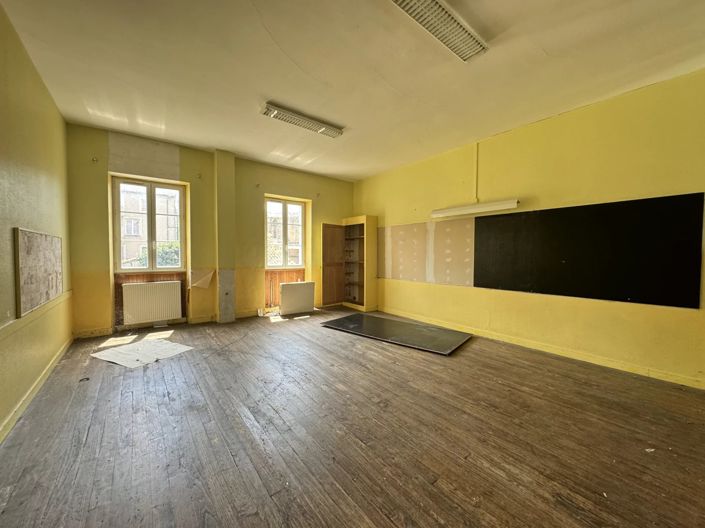 Image No.4-House for sale