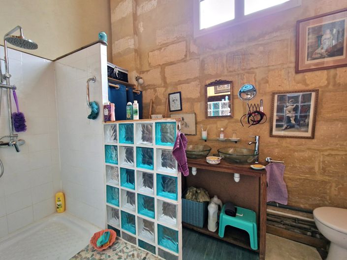 Image No.15-2 Bed House for sale