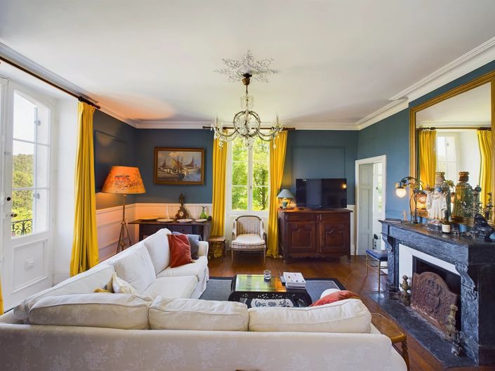 Image No.4-7 Bed House for sale