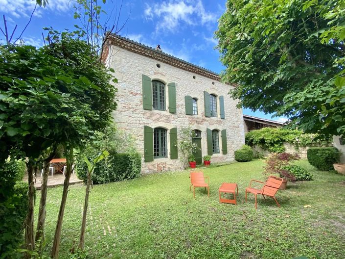 Image No.1-5 Bed House for sale