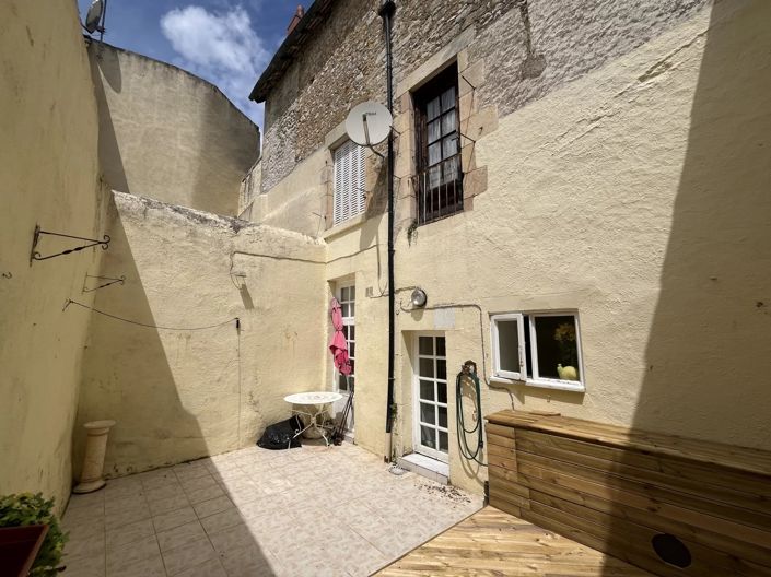 Image No.2-6 Bed House for sale