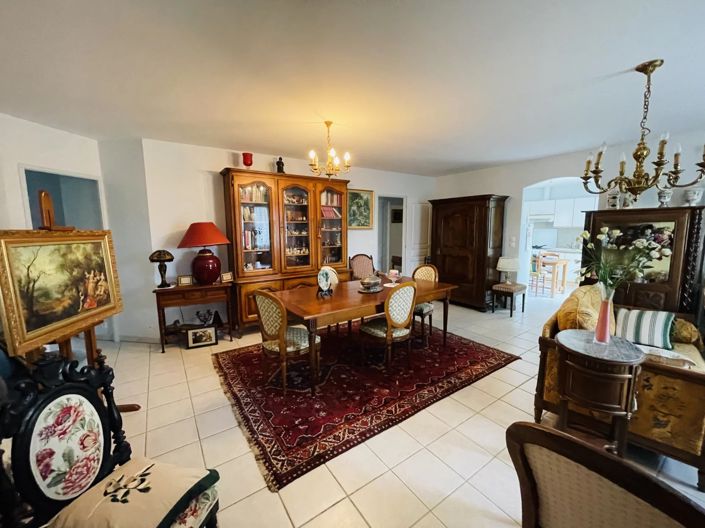 Image No.3-3 Bed House for sale