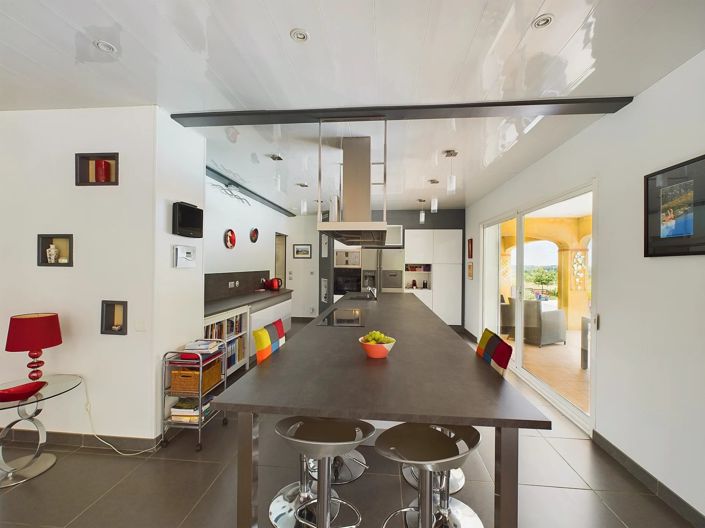 Image No.4-4 Bed House for sale