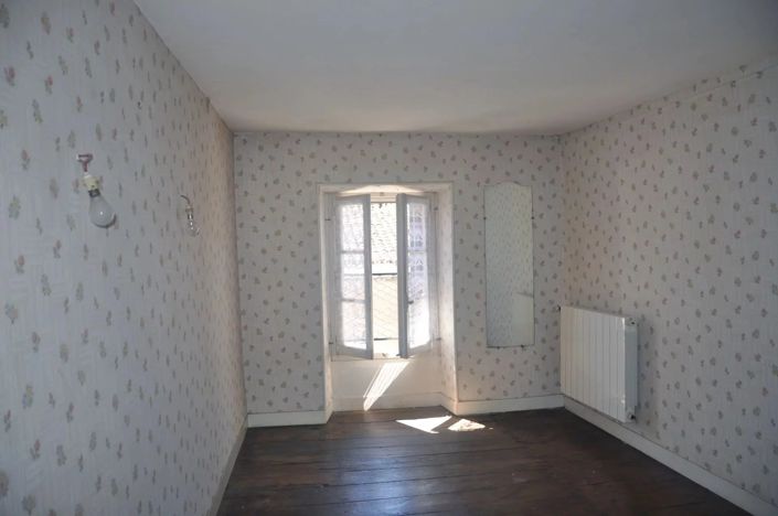 Image No.9-3 Bed House for sale