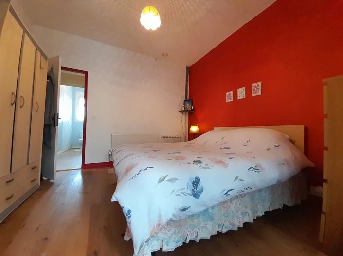 Image No.8-3 Bed Village House for sale