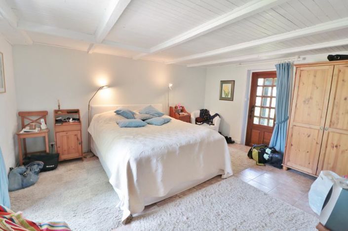 Image No.9-3 Bed House for sale