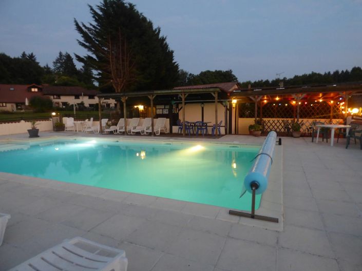 Image No.8-15 Bed House for sale