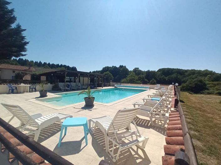 Image No.2-15 Bed House for sale