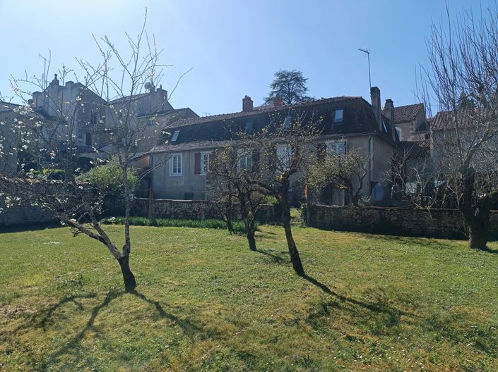 Image No.1-Maison de 6 chambres à vendre à Saint-Savin