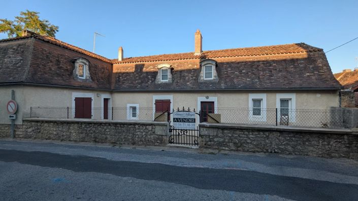 Image No.1-Maison de 6 chambres à vendre à Saint-Savin